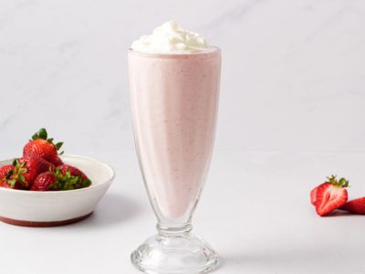 STRAWBERRY MILKSHAKE