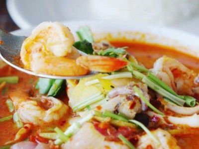 TOM YUM